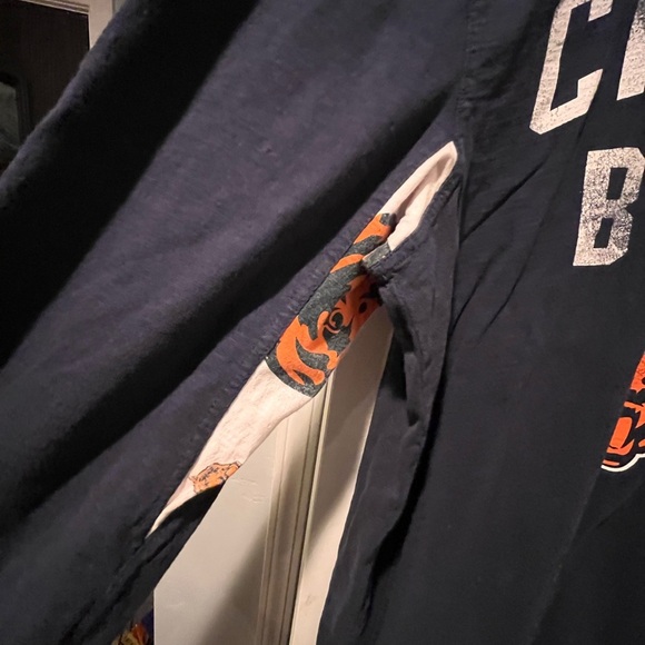 ~Handshish~ Chicago Bears T-Shirt - 2XL - Picture 3 of 5